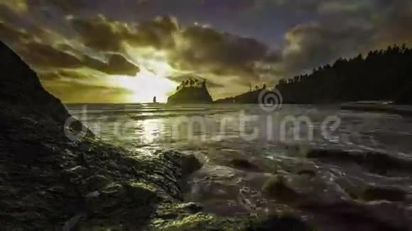 第二海滩日落时间间隔4K视频的预览图