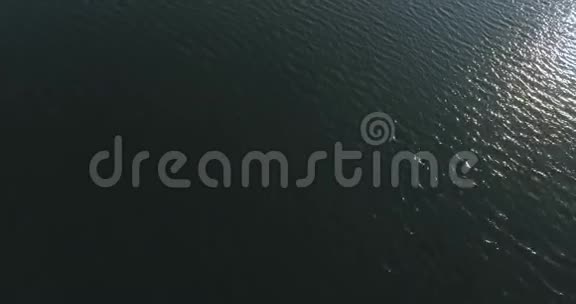 海景湖波自然4K背景视频的预览图