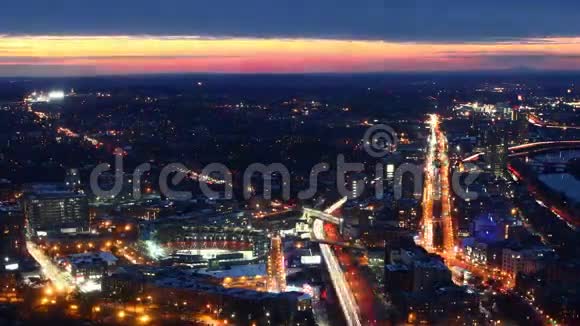夜间波士顿市中心的空中时光视频的预览图