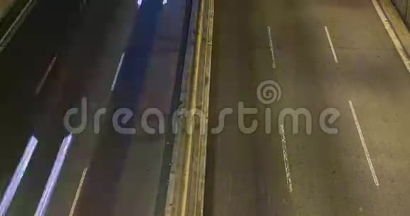 城市交通夜景的电影时间推移路径效应长曝光4K04视频的预览图