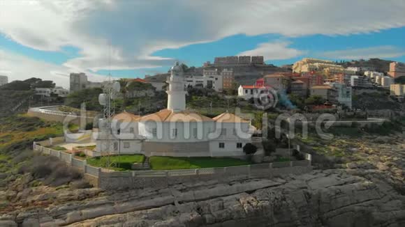 巴伦西亚库尔勒拉灯塔的鸟瞰图西班牙视频的预览图