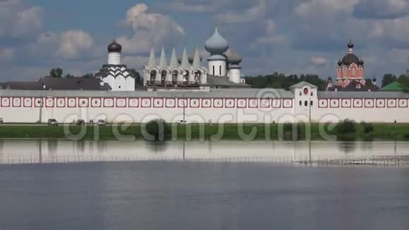 湖景和锡克文设想修道院俄罗斯锡克文视频的预览图