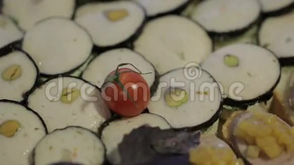 蔬菜小吃和三明治视频的预览图