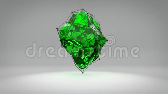 3D动画抽象动画将球体形状变形为混沌丝网一个抽象的绿色图形视频的预览图
