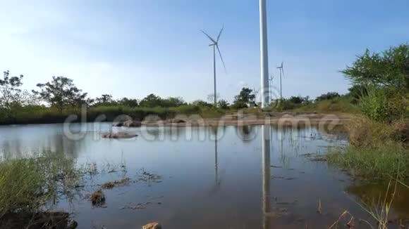 4K景区风力发电环保清洁发电视频的预览图