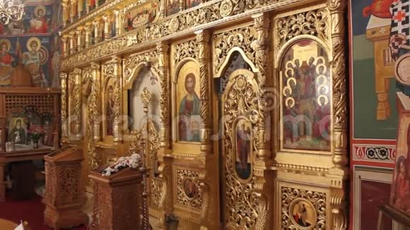 东正教教堂祭坛视频的预览图
