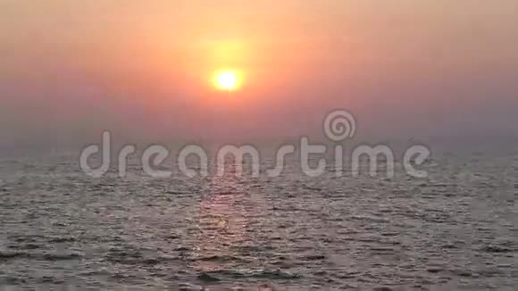 孟买公海上的黄昏视频的预览图