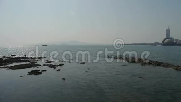 青岛海滨的全景视频的预览图