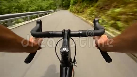 公路自行车视频的预览图
