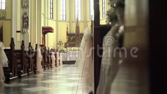 雅加达大教堂内部圣玛丽教堂视频的预览图