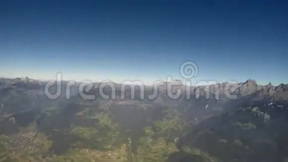 360阿尔卑斯山空中景观视频的预览图