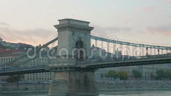 布达佩斯塞切尼链桥视频的预览图