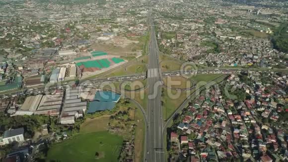 菲律宾马尼拉的公路交叉口视频的预览图