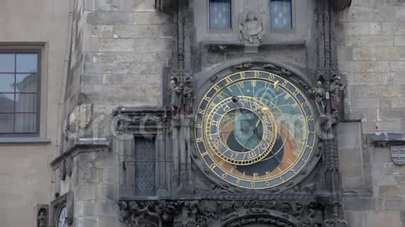 天文钟Orloj视频的预览图