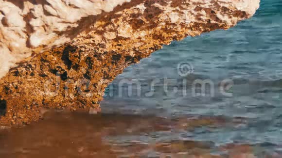 红海和磐石的清水视频的预览图