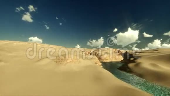 相机飞过沙滩和河流视频的预览图