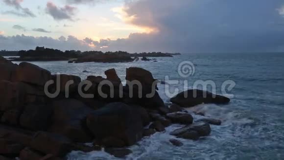 日落海洋海岸法国视频的预览图