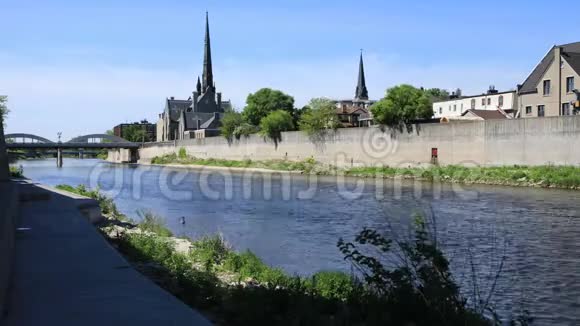 剑桥加拿大和大河延时4K视频的预览图