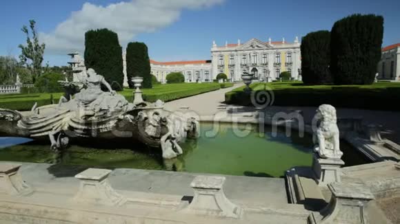 奎鲁兹国家宫喷泉视频的预览图