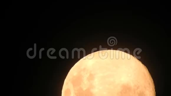智利满月升起视频的预览图