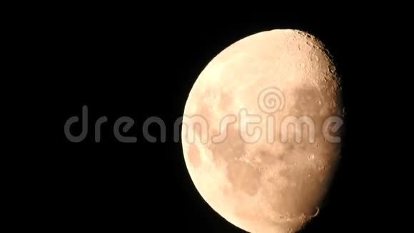 智利满月升起视频的预览图