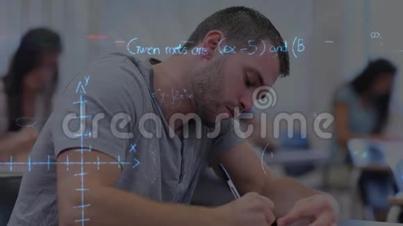 学生坐在教室里进行数学计算考试视频的预览图