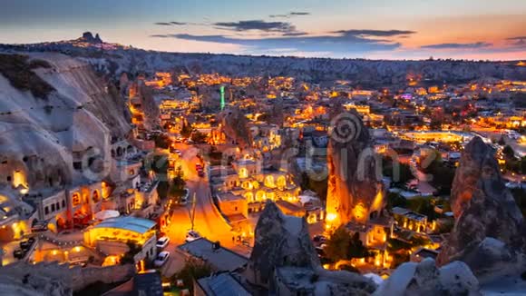 土耳其Cappadocia美丽的Goreme村的延时景色视频的预览图