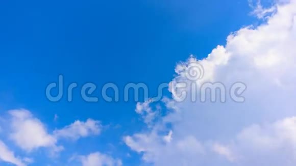 蓝天白云运动视频的预览图