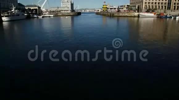 公共港口视频的预览图