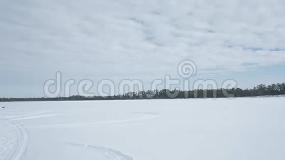 冬林冬湖全景视频的预览图