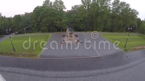 克伦什塔特的马卡洛夫纪念碑视频的预览图