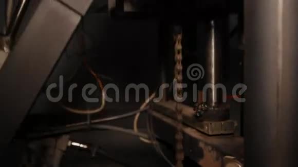 灌装机化工厂视频的预览图