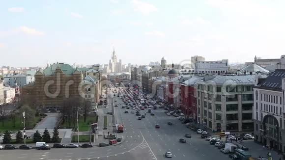 卢比扬卡中央儿童商店全面重建后于2015年4月开业莫斯科鲁视频的预览图
