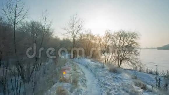 美丽的雪晨视频的预览图