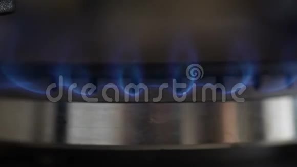 烘箱燃烧器中气体燃烧选择性聚焦视频的预览图