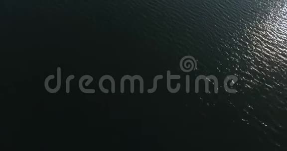 海景湖波自然4K背景视频的预览图