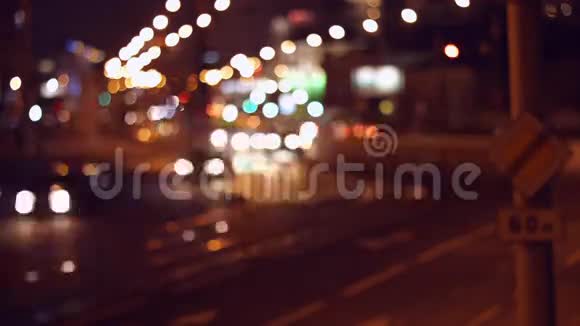 时光流逝汽车之夜城4K30fpsProRes总部视频的预览图