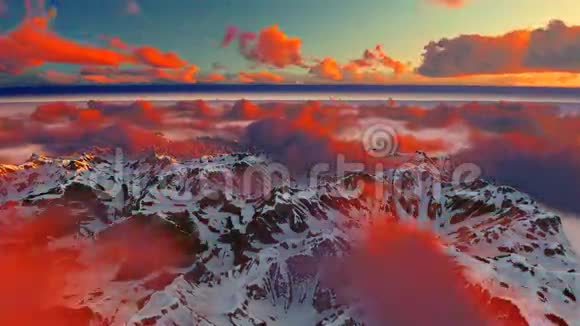 美丽的山日落冬山景观灵感背景云下视频的预览图
