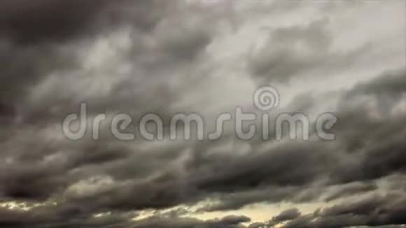 云天季节视频的预览图