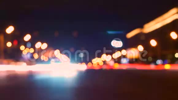 夜晚交通灯不集中时间流逝视频的预览图