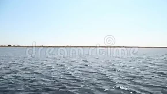 在地平线上的岛屿视频的预览图