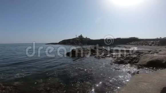 法国比利牛斯东部的洛基海岸和地中海视频的预览图