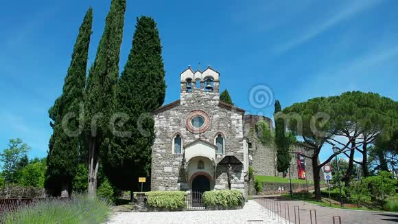 意大利戈里齐亚的圣灵教堂视频的预览图