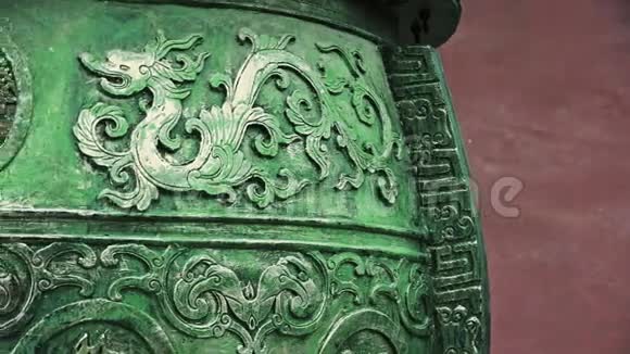 中国古典历史青铜龙图案视频的预览图