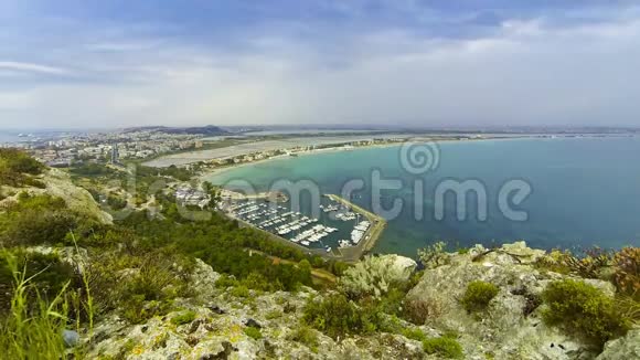 意大利撒丁岛卡利亚里的IlPoetto海滩视频的预览图