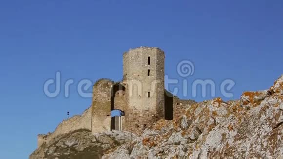 罗马尼亚Dobrogea中世纪城堡YeniSaleEnisala遗址视频的预览图