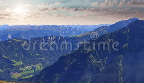 瑞士山脉瑞士阿尔卑斯山全景视频的预览图