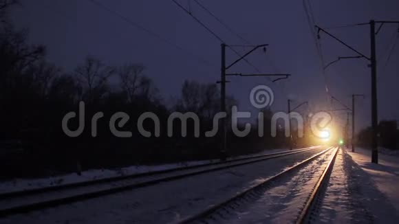 冬天的火车横贯西伯利亚铁路视频的预览图