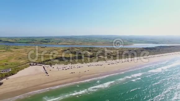 北爱尔兰大西洋海岸的Stewart港沙视频的预览图