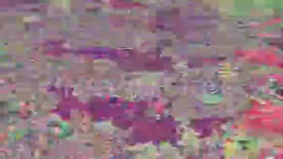 饱和的时髦几何网络朋克彩虹背景视频的预览图
